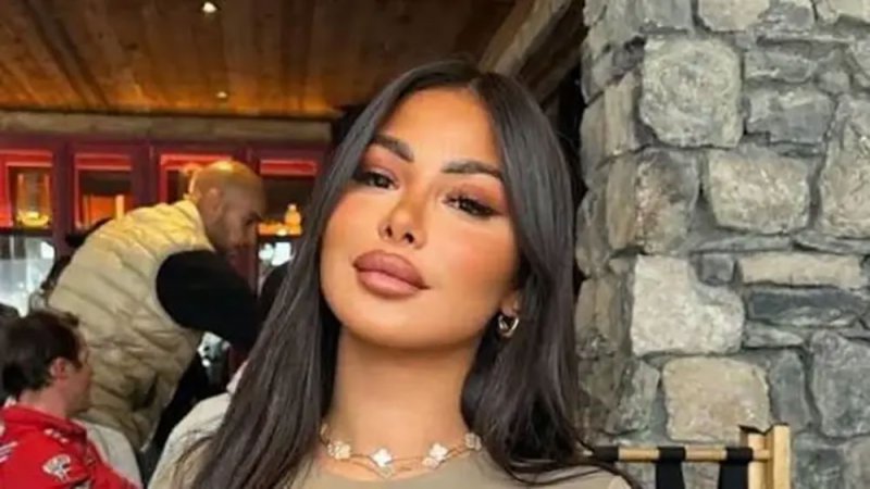 دموع مؤثرة حظرتها الجزائر بسبب زيارة إسرائيل: "أين سأدفن؟"