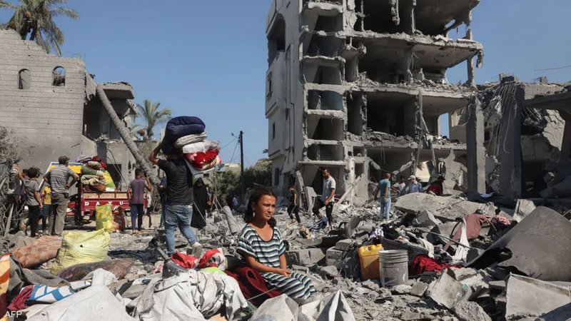 غزة.. مقتل 27 فلسطينيا باستهداف مدرستين ومنزل في القطاع