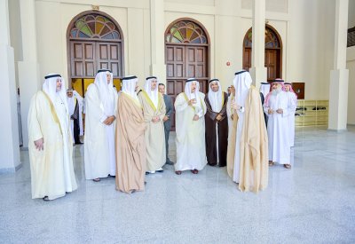 مشكلة في السماعات والطابق العلوي مغلق لعدم وجود سجاد