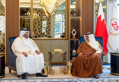 سمو ولي العهد رئيس مجلس الوزراء يستقبل سفير دولة قطر لدى مملكة البحرين