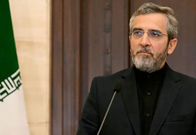 إيران تكرر: لدينا الحق في "رد مناسب ورادع" على إسرائيل