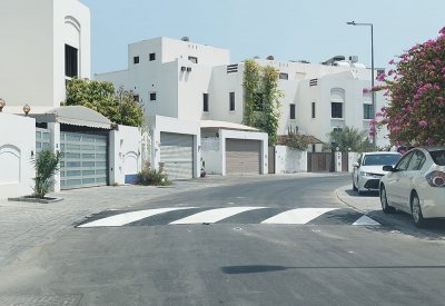 "الأشغال": الانتهاء من مشروع إنشاء شبكة الصرف الصحي بمجمع 255 في واحات المحرق