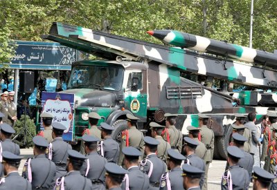 إيران تجري تدريبات عسكرية في شمال البلاد