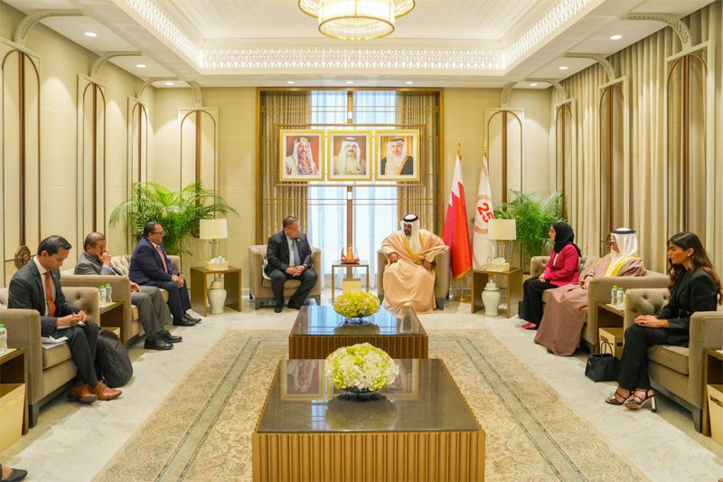 معالي وزير المالية والاقتصاد الوطني: مواصلة تنمية علاقات التعاون بين مملكة البحرين وماليزيا