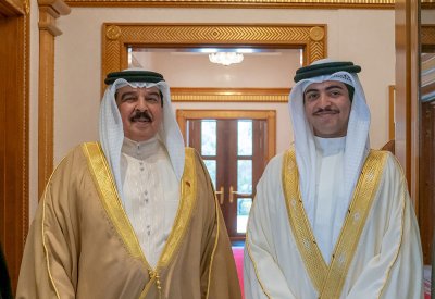 جلالة الملك المعظم يستقبل سمو الشيخ محمد بن خليفة بن حمد آل خليفة