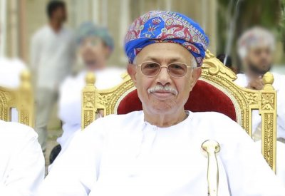 وزير الإعلام العُماني الأسبق عبدالعزيز الرواس في ذمة الله