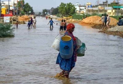 أمطار غزيرة تضرب جنوبي باكستان وسقوط قتلى