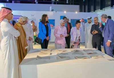 وزيرة شؤون الشباب تصطحب عدد من السفراء في جولة بمدينة شباب 2030