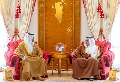 سمو ولي العهد رئيس مجلس الوزراء يستقبل سفير مملكة البحرين لدى دولة قطر