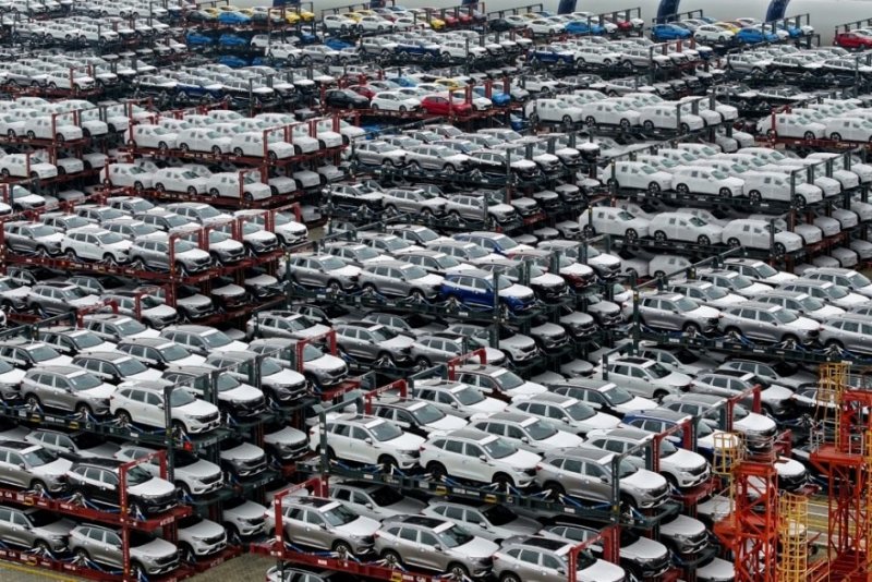 بروكسل تدرس فرض رسوم تصل إلى 36% على السيارات الكهربائية الصينية لخمس سنوات