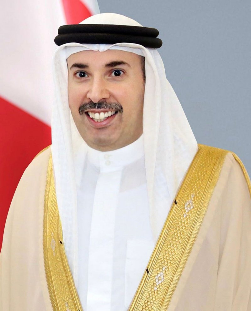 محافظ العاصمة: "الأعلى للمرأة" عزز من دور المرأة البحرينية في عملية البناء والتنمية