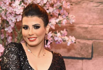 المصرية فيروز حسن تصدر أغنيتها الجديدة “سحرك عالي”