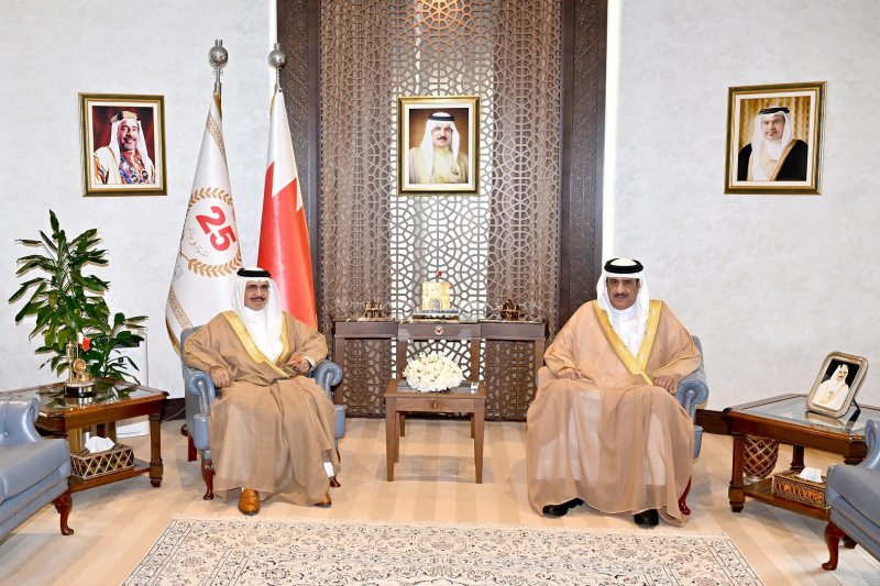 وزير الداخلية يستقبل الفريق عادل الفاضل ويهنأه بمناسبة صدور المرسوم الملكي بتعيينه نائبا لوزير الداخلية