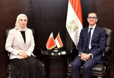 وزير الاستثمار والتجارة الخارجية بجمهورية مصر العربية يلتقي سفيرة مملكة البحرين في القاهرة