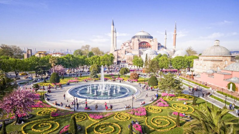 تراجع نسبة السياح العرب إلى تركيا