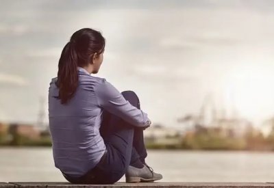 10 دروس حياتية نتعلمها بعد فوات الأوان.. ماهي؟