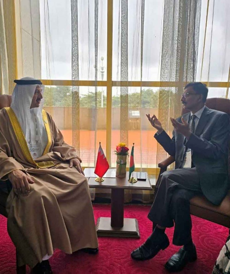 وكيل وزارة الخارجية للشؤون السياسية يلتقي وزير خارجية جمهورية بنغلاديش المكلف 
