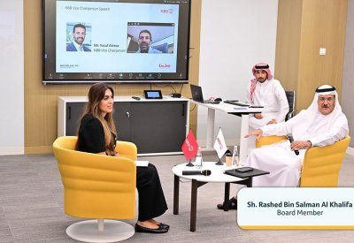 أعضاء مجلس إدارة بنك البحرين الوطني يقدمون جلسة لطلاب برنامج “EVOLVE”