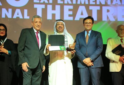 مهرجان القاهرة الدولي للمسرح التجريبي يكرم الحمدان