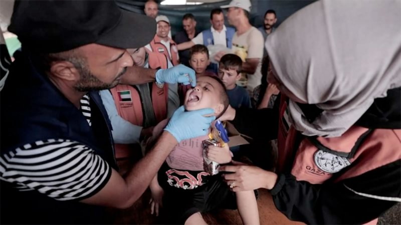 الإمارات تبدأ حملة تطعيم طارئة ضد شلل الأطفال في غزة
