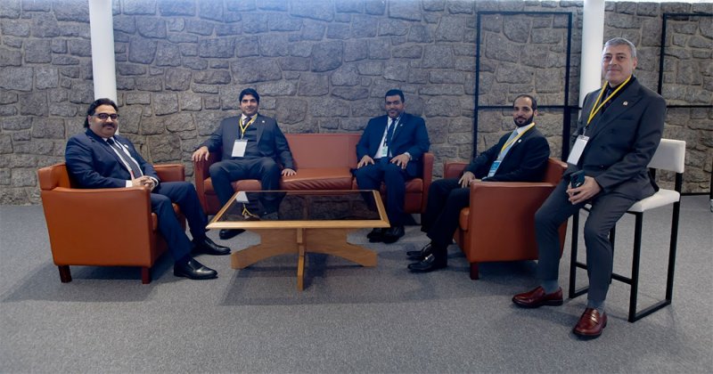 وزير التربية يجتمع بمسؤولين من وزارة التعليم بدولة الإمارات العربية المتحدة