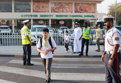 الإدارات الأمنية والمرور تباشر دورها في تأمين عودة الطلبة للمدارس