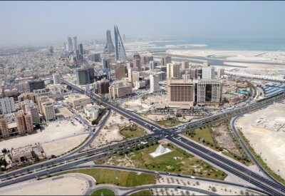الطقس: حار ورطب مع رياح متقلبة الاتجاه