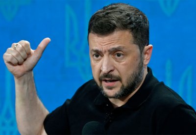 زيلينسكي للدول الغربية: زودوا أوكرانيا بالسلاح دون تأخير