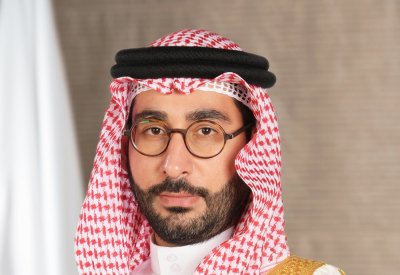 المؤيد: يبارك للقيادة السياسية بمناسبة فوز فارس العالم سمو الشيخ ناصر بن حمد للمرة الثانية على التوالي ببطولة العالم للقدرة