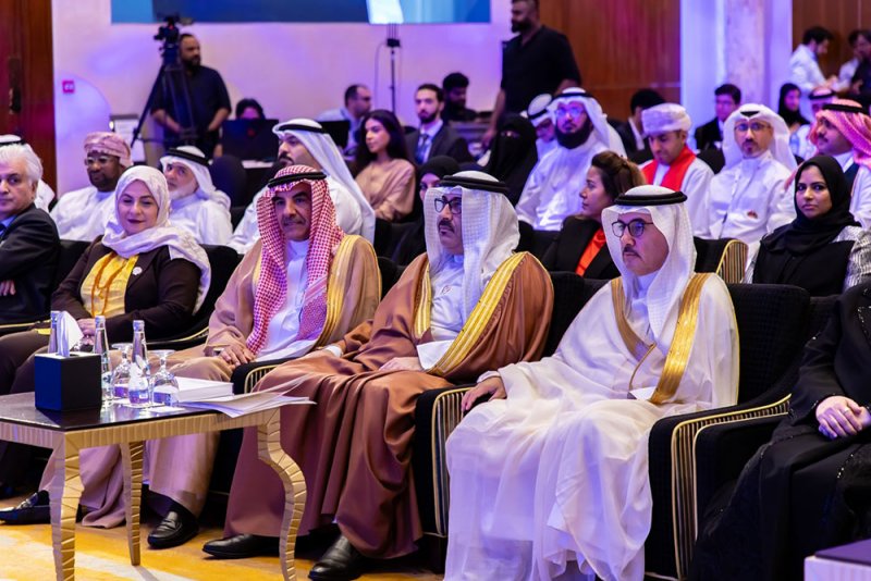 بالصور: اختتام النسخة الثانية من فعاليات الهاكاثون الخليجي لتوظيف الذكاء الاصطناعي في التعليم