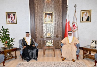 وزير الداخلية يستقبل رئيس المحكمة الدستورية ويؤكد على أهمية التعاون في مجال تطوير التشريعات وتحقيق العدالة الناجزة