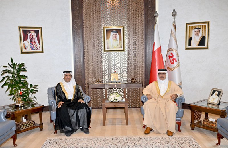 وزير الداخلية يستقبل رئيس المحكمة الدستورية ويؤكد على أهمية التعاون في مجال تطوير التشريعات وتحقيق العدالة الناجزة