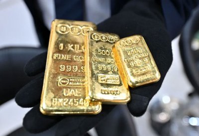 الذهب يتماسك قرب 2500 دولار قبل صدور بيانات التضخم