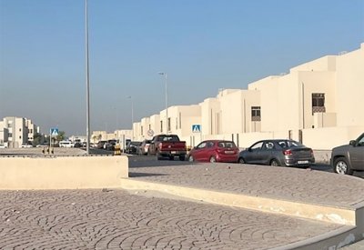 اختناقات مرورية بسبب أخطاء هندسية في شوارع “شرق الحد”