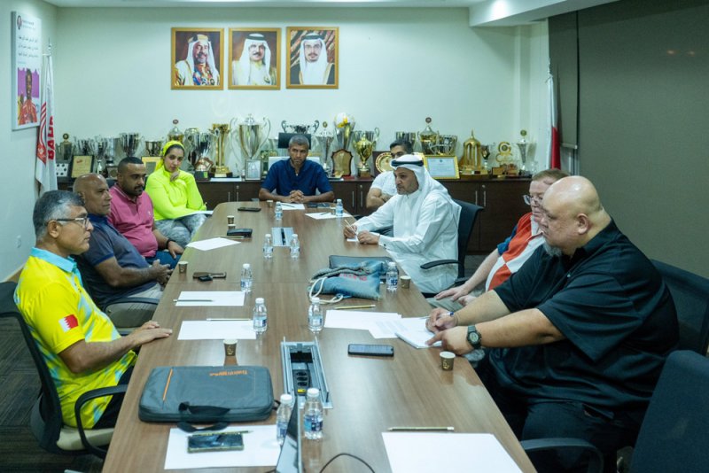 لجنة عدائي البحرين تنظم ماراثون البحرين الخيري للتتابع