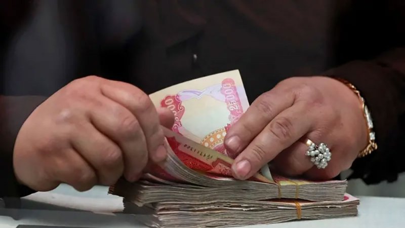 تحويل أموال لإيران.. شبهات تحوم حول مصارف عراقية