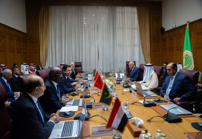 وزير الخارجية يترأس اجتماع هيئة متابعة تنفيذ قرارات قمة البحرين