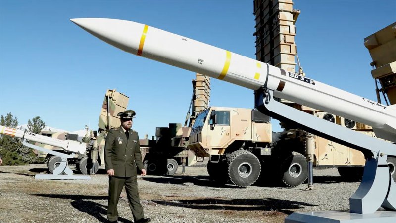 باريس وبرلين ولندن تفرض عقوبات على ايران بعد تسليمها صواريخ لروسيا