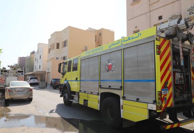 إنقاذ سيدتين وطفل بعد تعرض مبنى متعدد الطوابق لحريق في جدعلي