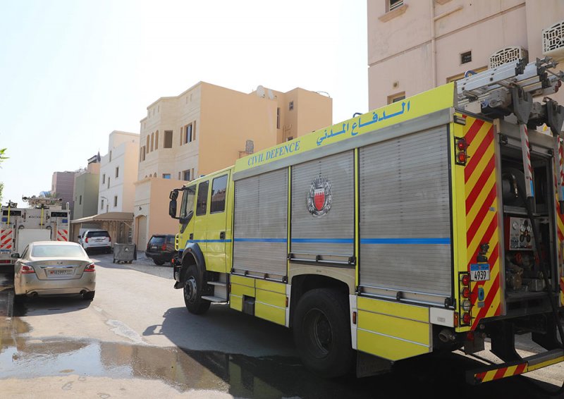 إنقاذ سيدتين وطفل بعد تعرض مبنى متعدد الطوابق لحريق في جدعلي