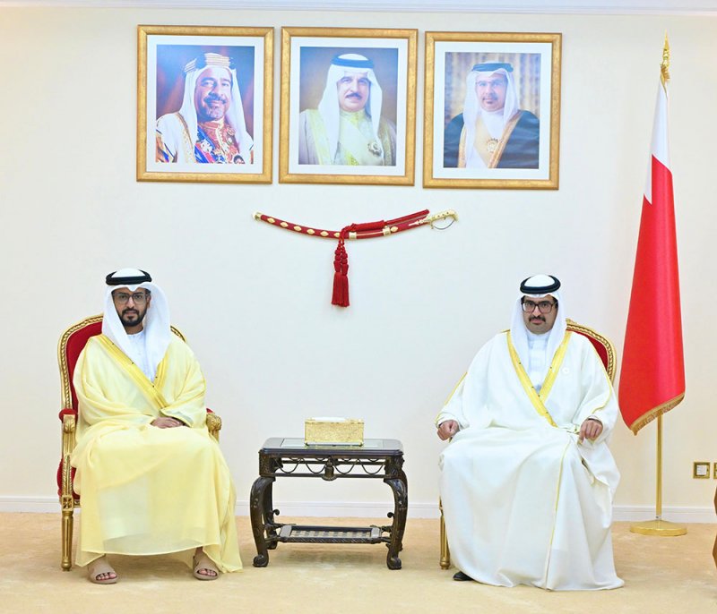 سمو محافظ الجنوبية يستقبل سفير دولة الإمارات لدى مملكة البحرين