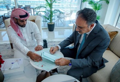 شركة نسيج تبدأ بتسليم وثائق الملكية لملاك وحدات مشروع كنال فيو في جزيرة دلمونيا