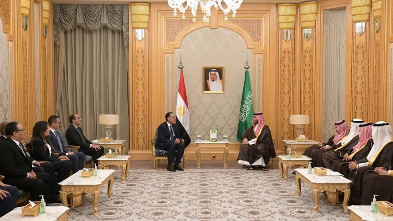 السعودية توجه صندوق الاستثمارات بضخ 5 مليارات دولار في مصر