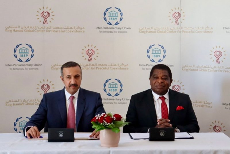 مركز الملك حمد العالمي للتعايش السلمي يوقع اتفاقية تعاون مع الاتحاد البرلماني الدولي