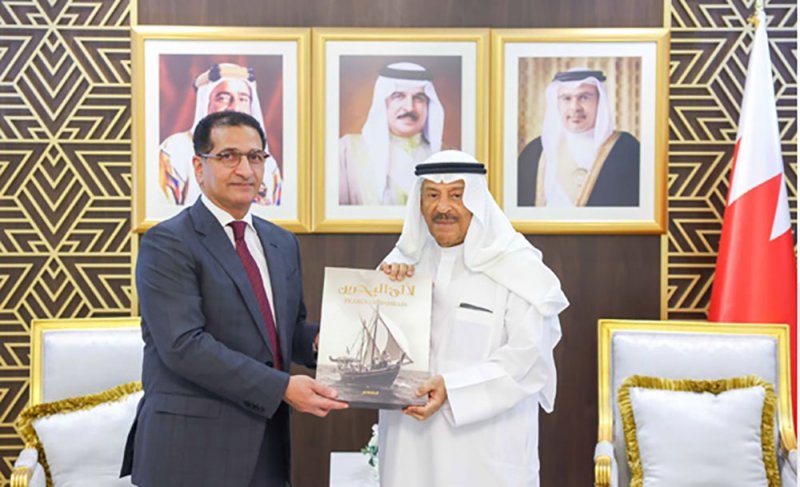 رئيس الشورى يشيد بالمساعي والجهود لتوثيق المهن البحرينية وتعزيز الوعي بالموروثات الشعبية القديمة
