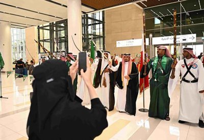 مطار البحرين الدولي يحتفي باليوم الوطني السعودي الـ94 بأجواء بهيجة