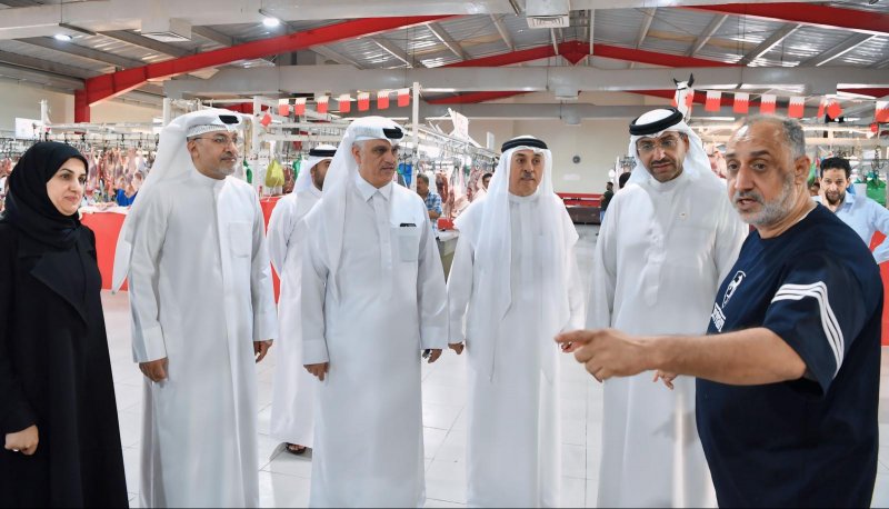 "البلديات" تتفقد الأعمال التطويرية المنجزة في السوق المركزي