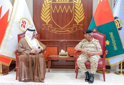 القائد العام لقوة دفاع البحرين يستقبل سمو الممثل الشخصي لجلالة الملك المعظم رئيس المجلس الأعلى للبيئة رئيس اللجنة العليا المنظمة لمعرض البحرين الدولي للطيران