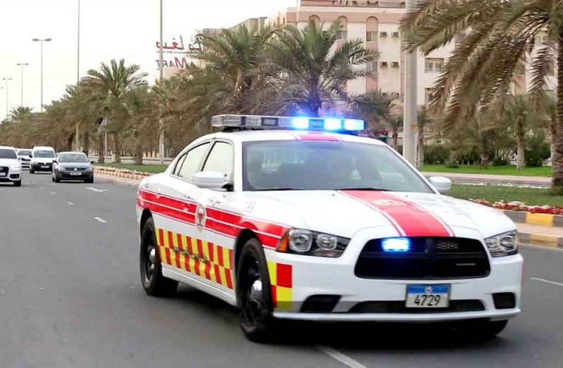 تعطل شاحنة يسبب ازدحاما مروريا على شارع الشيخ عيسى بن سلمان