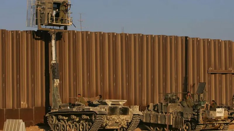 اشتباكات عنيفة قرب محور فيلادلفي.. والقسام "نصبنا كميناً"